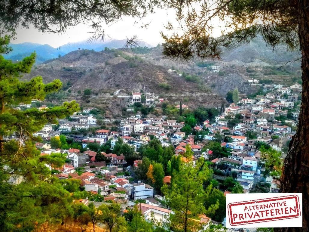 Isminis Petroktisto Holidays Stonehouse Palechori Bagian luar foto